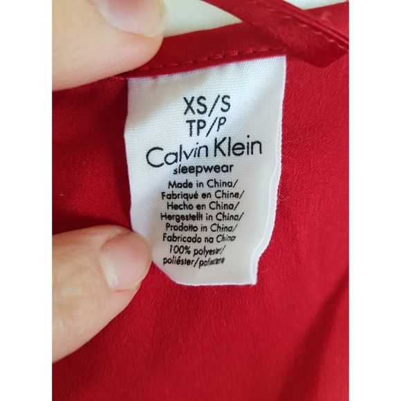 Calvin Klein Red Satin Robe - Picture 15 of 16